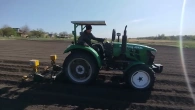 Посів Гарбуза Саморобною Сівалкою та Трактором Euro Feng 454 XL