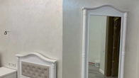 Комплект меблів в дитячу спальню. Дзеркало.