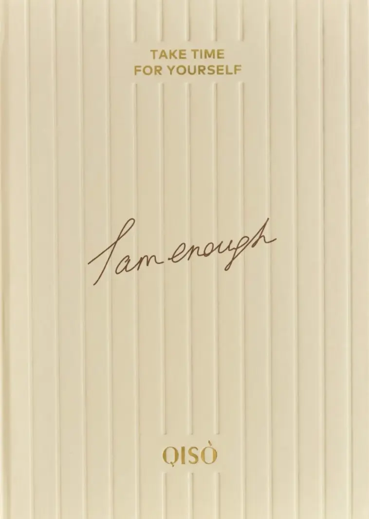Блокнот у крапку «I am enough»
