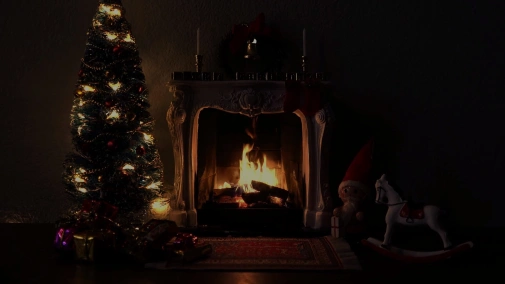 1 Hour of Cute Christmas Fireplace Scene With Soft Crackling Fire Sounds