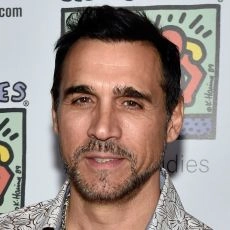 Adrian Paul