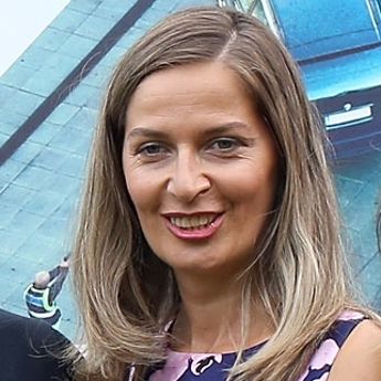 Emma Lustres