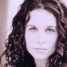 Holly Dignard