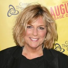 Caroline Aaron