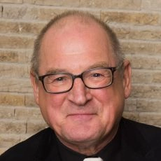 Burghart Klaußner