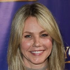Andrea Roth