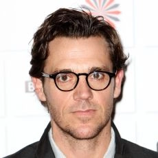 Jamie Sives