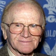 Red Buttons