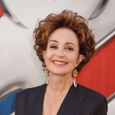 Annie Potts