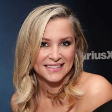 Jessica Capshaw