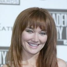 Lari White