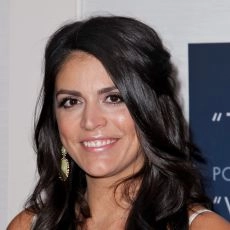 Cecily Strong