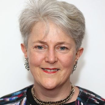 Lissa Evans