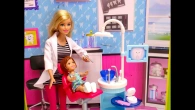 Barbie girl takes Chelsea dolls to the dentist! Play Toys!