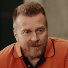 Anton Mukharskii