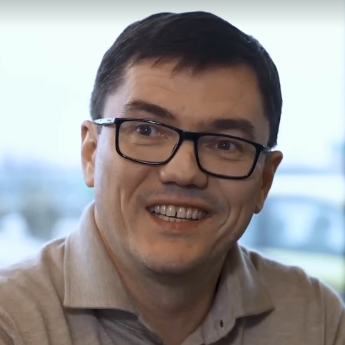 Андрій Пивоварський