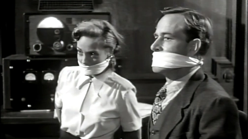 Урядові агенти проти туманного легіону